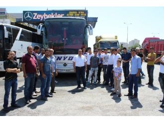 Otobüsleri Arızalanan Yolcular 8 Saat Bekledi
