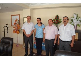 Memurluğa Giden Yolda Engel Tanımadı