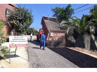 Erdemli’de Asfalt Çalışmaları Sürüyor