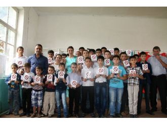 Tavus’ta Öğrencilere Kitap Dağıtıldı