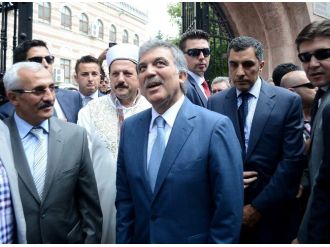 Abdullah Gül: “Güçlü Bir Hükümetin Kurulması Konuşarak Mümkündür”