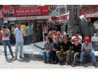 Başkent’te Dhkp-c Operasyonu Protestosunda Arbede