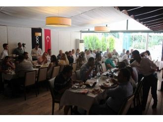 Tekirdağ Büyükşehir Belediye Başkanı Kadir Albayrak, Basın Mensupları İle Bir Araya Geldi