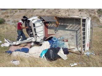 Saruhanlı’da Trafik Kazası: İki Yaralı