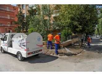 Altındağ Sabunlu Sularla Yıkanıyor