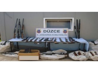 Silah İmalathanesine Baskın