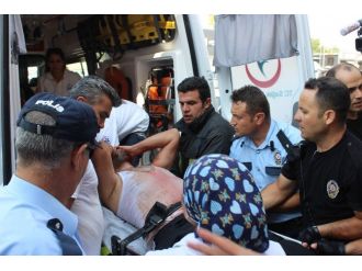 İş Yerini Bastığı Eski Karısını Darp Etti