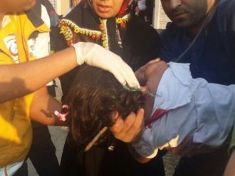 Balkondan Düşen Çocuğa İnşaat Demiri Saplandı