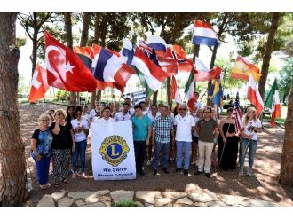 Başkan Uysal, 20 Ülkenin Gençleri İle Buluştu