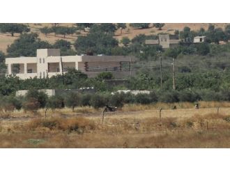 Işid’li Militanlar Sınırı Gözlüyor