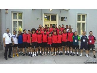 Paü Çeyrek Finale Yükseldi