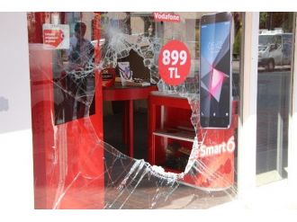 Telefon Bayisinden Hırsızlık