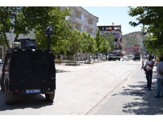 Tunceli’deki Şüpheli Çantadan İş Elbiseleri Çıktı