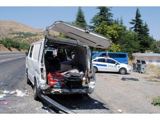 Elazığ’da Trafik Kazası: 1 Ölü, 2 Yaralı