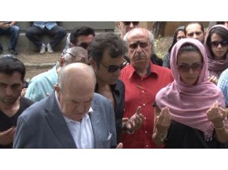 Çolpan İlhan Mezarı Başında Anıldı