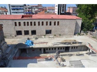 Meydan Parkı İkinci Etap Çalışmaları Devam Ediyor