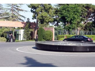 Üçlü Zirve Başladı