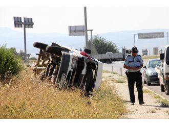 Manisa’da Trafik Kazası: 2 Yaralı