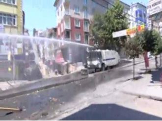 Gazi Mahallesinde Polis Müdahalesi