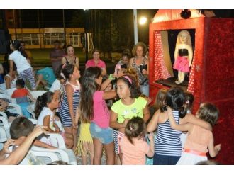 Ayvalık Belediyesi’nden Çocuklara Ücretsiz Kukla Gösterisi
