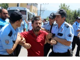 Kocaeli’de Fabrika İşçilerinin Direnişine Polis Müdahalesi: 6 Gözaltı