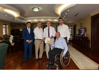 “Engelsiz Adana”ya Vali Büyük’ten Destek