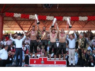 Antalyalı Pehlivanlara Kutlama