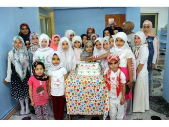 Yaz Kursunda Kur’an-ı Kerim’i Okumaya Öğrendiler