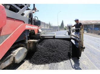 Asfalt Çalışmaları Gülabibey Mahallesinde Devam Ediyor