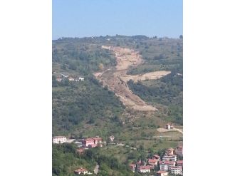 Zonguldak’ta Heyelan Sebebiyle 26 Bina Daha Boşaltıldı