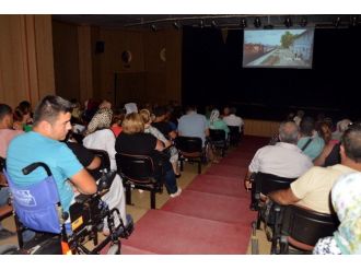 Umut Filmi Engellileri Ağlattı