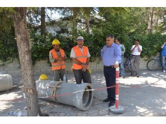 Ereğli’de İstasyon Caddesinde Alt Yapı Çalışması