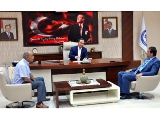 Chp’li Vekilden Ak Partili Belediyeye Koalisyon Ziyareti