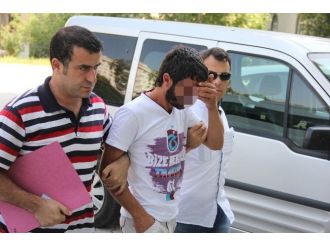 Müşterinin Bilgisayarını Çaldı