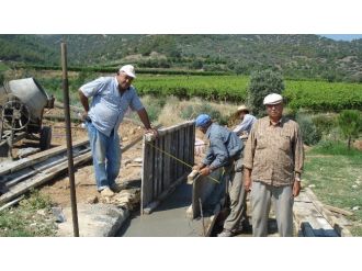 Büyük Dedesinin Yaptırdığı 150 Yıllık Çeşmeyi Torunu Restore Ettiriyor