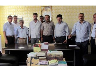 Müftülükten İmam Hatiplere Kitap Yardımı
