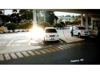 Akaryakıt İstasyonundan Aracı Böyle Çaldılar !