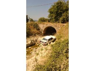 Kaza Deresine Uçan Uçana