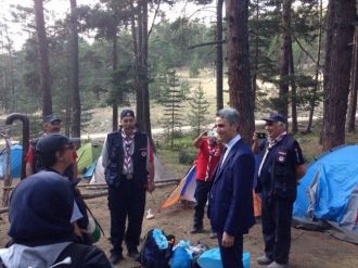 Bolu Valisi Aydın Baruş, İzcileri Ziyaret Etti