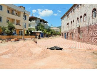 Kevser Camisinin Çevresi Güzelleşiyor