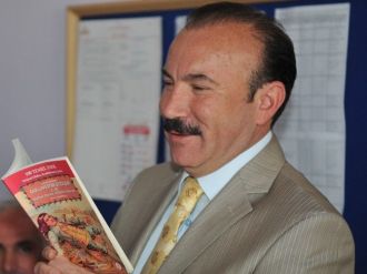 Başkan Doğan, Öğretmen Okursa Herkes Okur