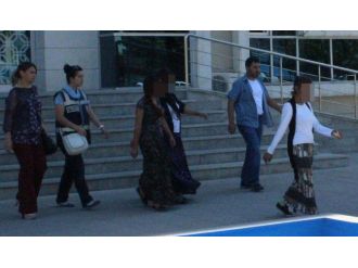 23 Ayrı Hırsızlık Suçuna Karıştıkları İddia Edilen 3 Kadın Serbest Kaldı