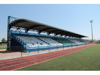 Erenler Atatürk Stadı Yenilendi