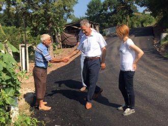 Başkan Dişli, Demirbey’de Asfalt Çalışmalarını İnceledi
