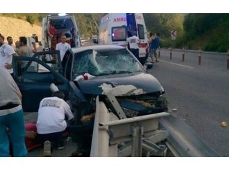 D-655 Karayolu’nda Kaza: 4 Yaralı