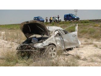 Lastiği Patlayan Otomobil Takla Attı: 1 Ölü, 4 Yaralı