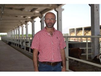 Yüzde 60’lık Destek İle Standartlara Uygun Hayvancılık Yapıyor