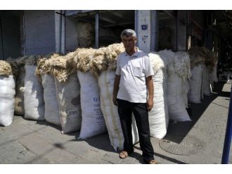 Siverek’te Sıcak Hava Hayatı Olumsuz Etkiliyor