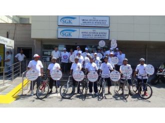 Balıkesir’den Bisikletleriyle Yola Çıkan Büro Memur-sen Üyeleri Sakarya’ya Ulaştı