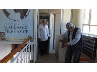 İvrindi’de Asansörlü Cami